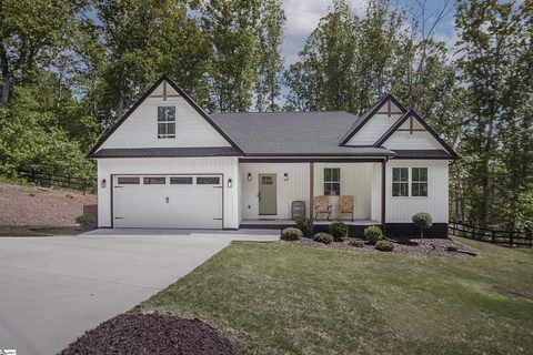 Homes in Williamsport, Easley