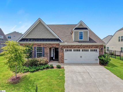 304 Double Crest Drive active home in Lakeside @ Blue Ridge Plantation, Taylors, SC