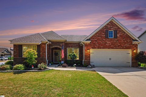 401 Woodland Oaks Court sold home in The Oaks At Fowler, Simpsonville, SC