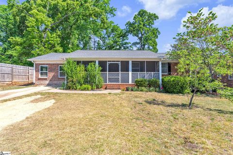 2601 E Lee Road sold home in Colonial Hills, Taylors, SC