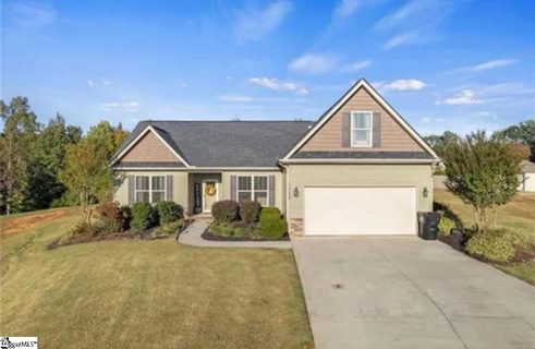 1020 Carlisle Place active home in Kensington Plantation, Anderson, SC