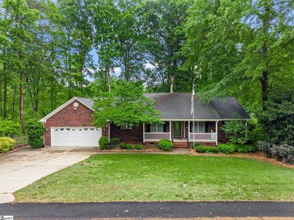 353 Round Ridge Road active home in Oak Creek, Spartanburg, SC