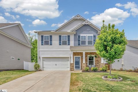 121 Strongridge Trail sold home in Heritage Crossing, Simpsonville, SC