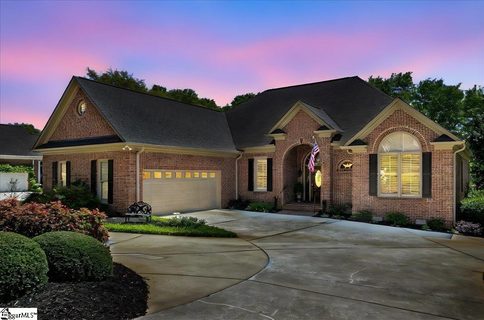 216 Wildlife Trail sold home in River Oaks, Greer, SC