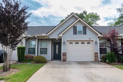 554 Wesberry Circle pending home in Hawk Creek North, Spartanburg, SC