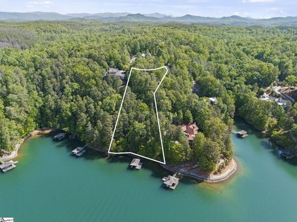 132 S Falls Road active lot in The Reserve At Lake Keowee, Sunset, SC