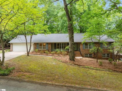 205 Oak Ridge Court