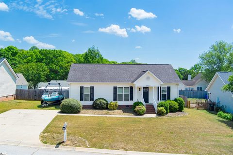 1104 Dunwoody Drive active home in Dunwoody Oaks, Simpsonville, SC