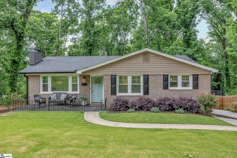 40 Nottingham Road sold home in Sherwood Forest, Greenville, SC