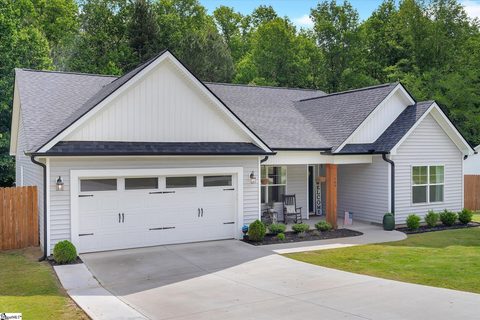 164 Rock Moss Drive pending home in Moss Creek, Williamston, SC