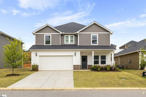 320 Lavinia Circle