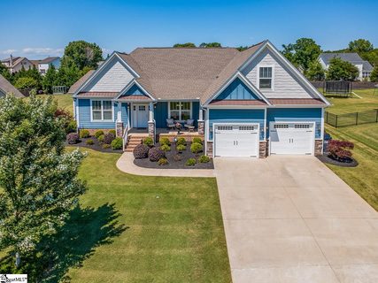 100 Ridgefield Lane sold home in Autumn Ridge, Greer, SC