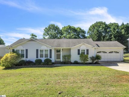 110 Apollo Avenue active home in Crestview Hills, Greer, SC