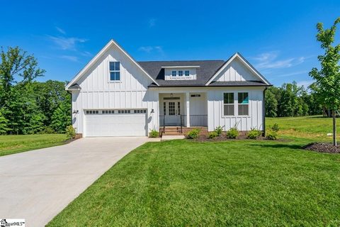 334 Summerall Drive active home in Walker'S Pointe, Anderson, SC
