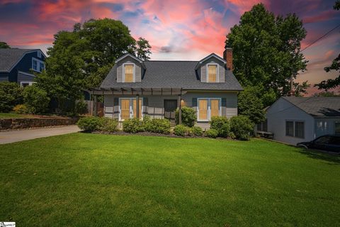 20 Glenn Street pending home in Eastover, Greenville, SC