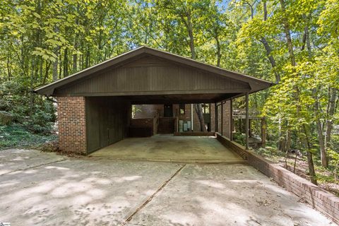 16 Oakleaf Road sold home in Paris Mt, Greenville, SC