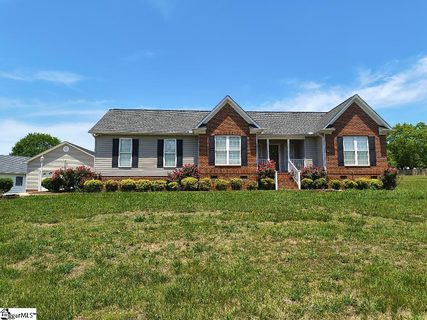 Homes in Beaver Brook, Taylors