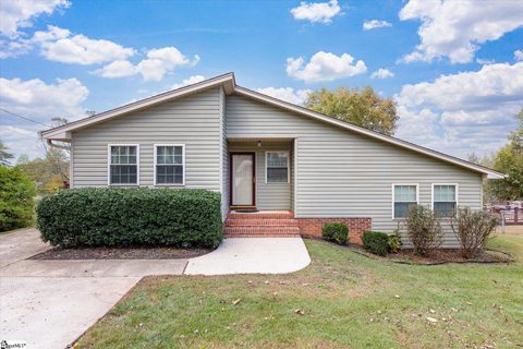 Homes in Sunny Slopes, Travelers Rest