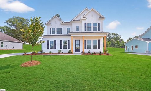 900 Cedarleaf Way active home in Braxton Ridge, Simpsonville, SC