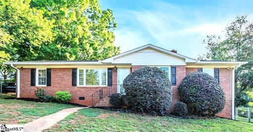 501 Farmington Road sold home in Chestnut Hills, Greenville, SC