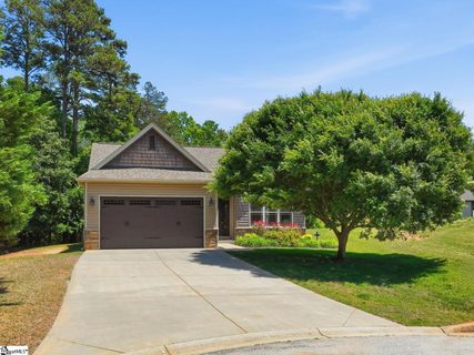 44 Crossland Way active home in Ridgedale, Greer, SC