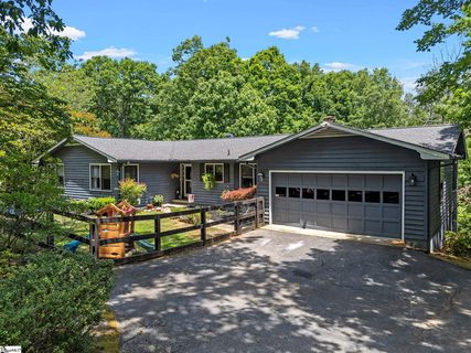 707 Dogwood Trail active home in Gillette Woods, Tryon, NC