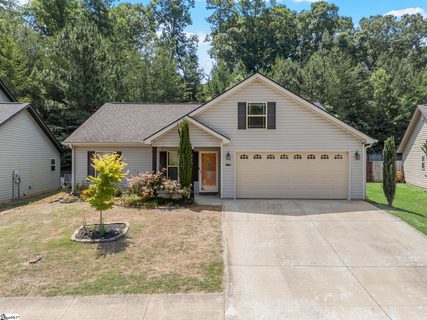 618 Chastine Drive active home in James Creek, Spartanburg, SC
