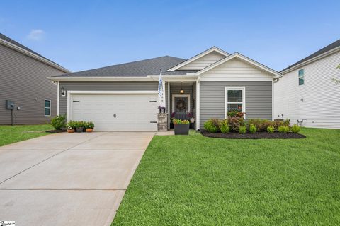 300 Lavinia Circle