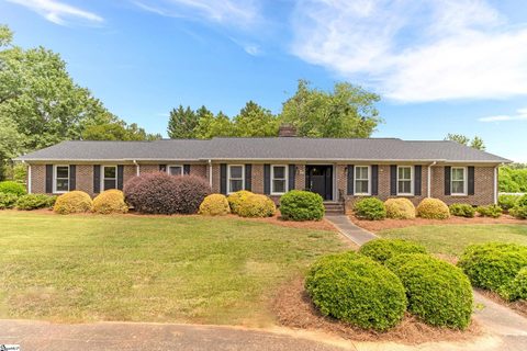 101 Lancelot Drive sold home in Holly Tree, Simpsonville, SC
