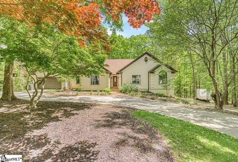 228 Muirfield Drive active home in Carolina Country Club, Spartanburg, SC