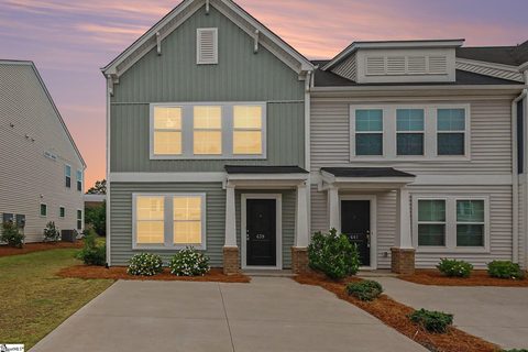 639 Blossom Run Drive active townhome in East Main Meadows, Spartanburg, SC