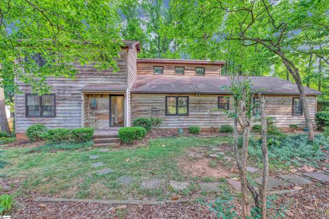 512 Brian Drive active home in Hillbrook Forest, Spartanburg, SC