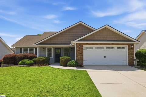 A home in Hawk Crest