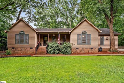 159 Plantation Drive sold home in Woodfield Plantation, Easley, SC