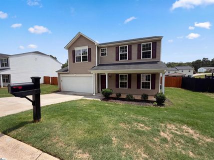 719 Cannonsburg Drive active home in Cannon Farms, Duncan, SC
