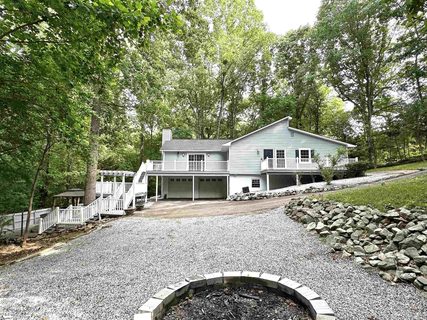 Previously sold for $450,000