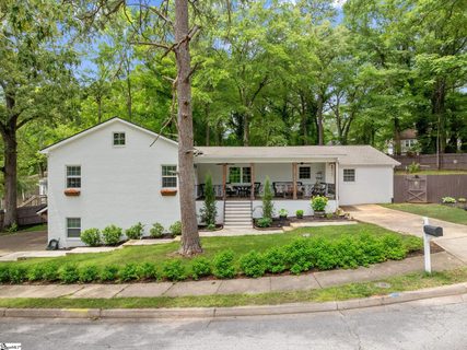 2 Prancer Avenue active home in Pleasant Valley, Greenville, SC