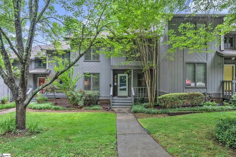 8 Graystone Way active home in Pebble Creek, Taylors, SC