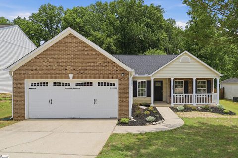 113 Midwood Road sold home in White Oak Ridge, Travelers Rest, SC