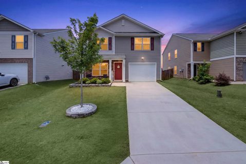 1221 Canter Place active home in Paddock Point, Roebuck, SC