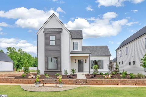 6 Wimbledon Road active home in Acadia, Piedmont, SC