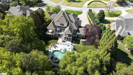 5 Norman Place