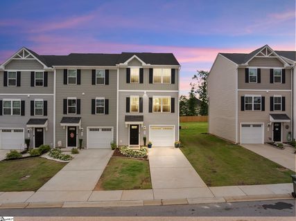 220 Brooklane Court pending home in Edgewood Townes, Easley, SC