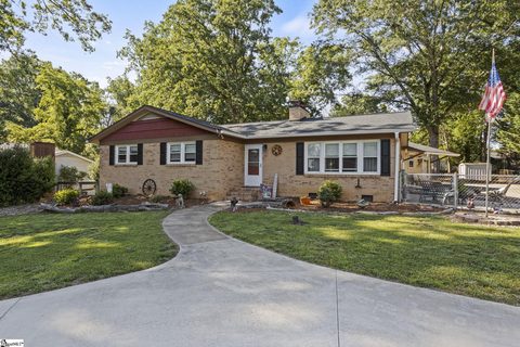 Homes in Forestdale Heights, Taylors