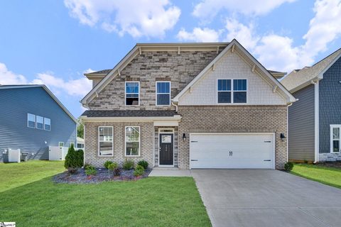 106 Barred Owl Road active home in Whitehawk Meadows, Travelers Rest, SC