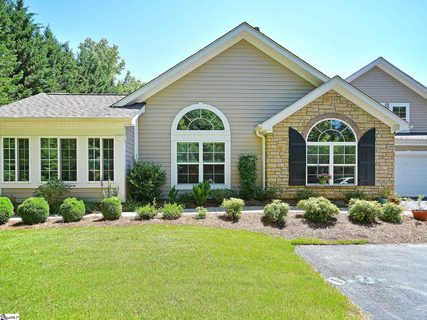 215 Sunset Glory Lane pending home in The Ravines At Camellia Village, Greenville, SC