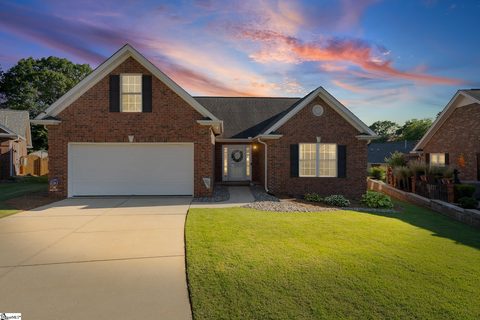 6 Huntley Court sold home in Baldwin Pines, Simpsonville, SC