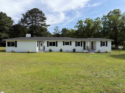 A home in Fairfield Acres