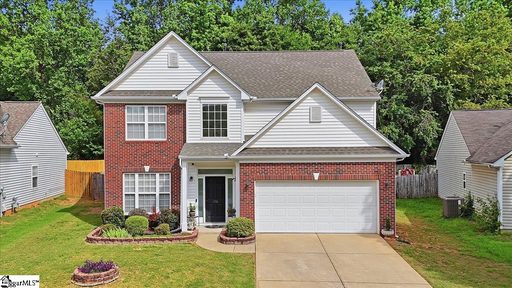 696 Timber Walk Drive active home in Timber Walk, Simpsonville, SC