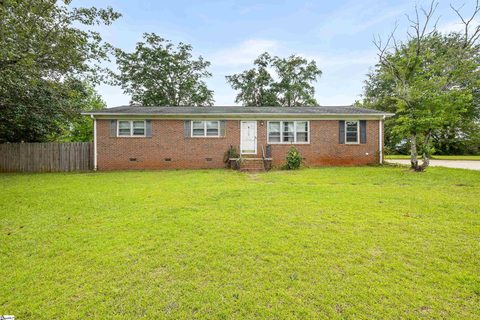 308 Sylvia Road sold home in Kingsberry Park, Easley, SC